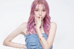 凉爽暴击！千年古城蹦水迪 电音造浪嗨翻天！