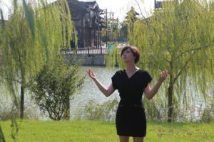 央视著名主持人齐聚淹城 《2012中秋诗会》9月29日首播