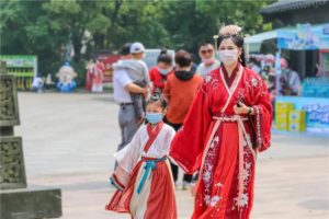 万万没想到，在这个清明比29度气温更火的是。。。