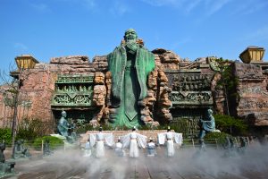 国内首家春秋文化主题梦幻乐园“五一”揭幕